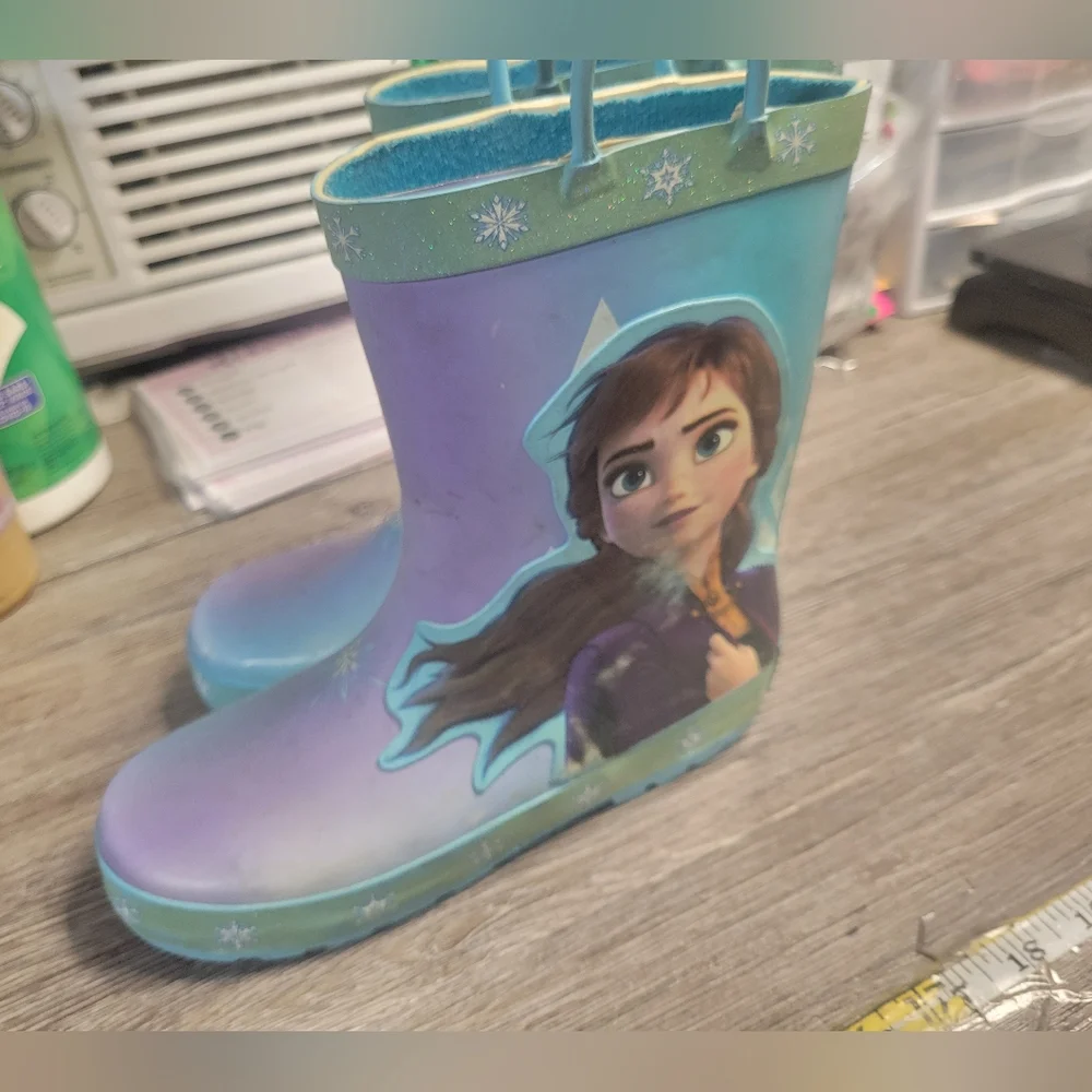 Frozen 2 Disney Kids‎ Rain Boots Size 2-3 Youth Girls Elsa Anna